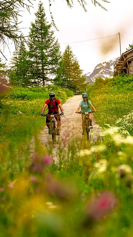 Montana Lodge & Spa, by R Collection Hotels