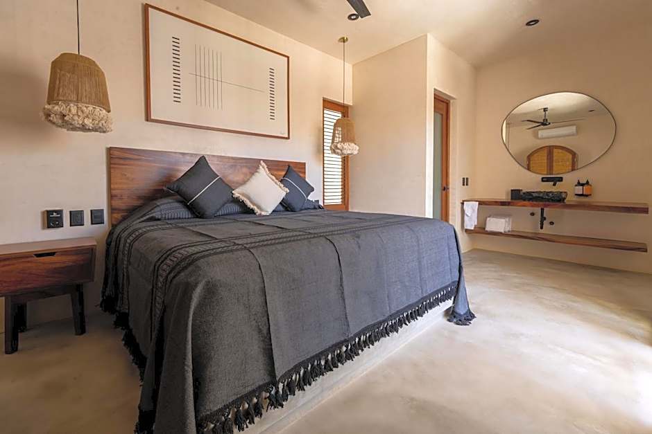 Photo 1 of 10 of Villa