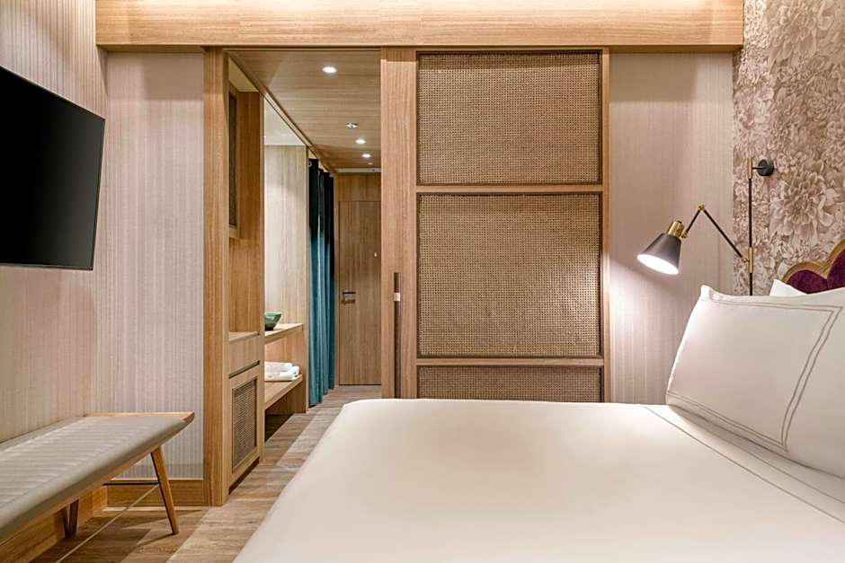 Querencia de Sevilla, Autograph Collection