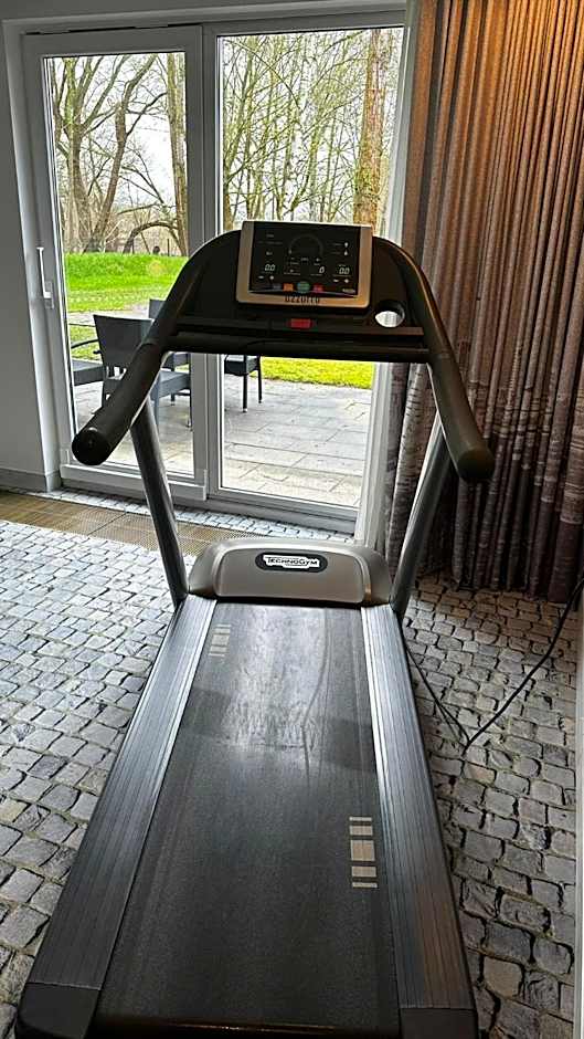 SL'otel im Parforcehaus