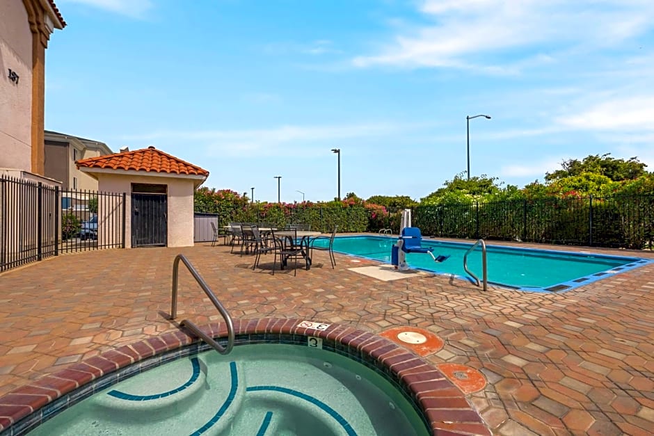  Best Western Salinas Valley Inn & Suites