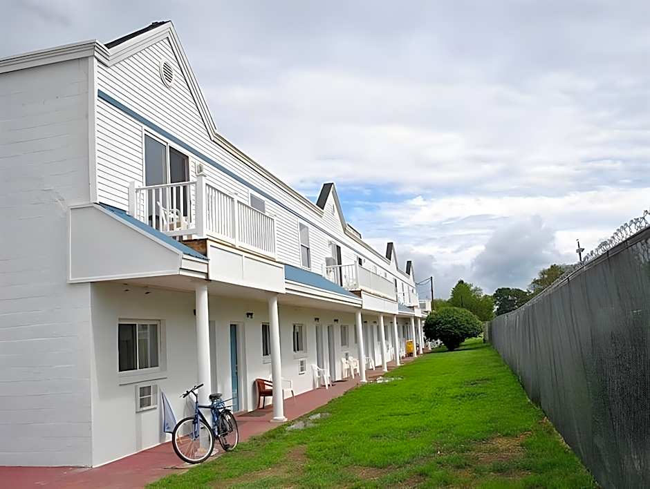 Seabreeze Motel