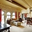 Brewhouse Inn And Suites