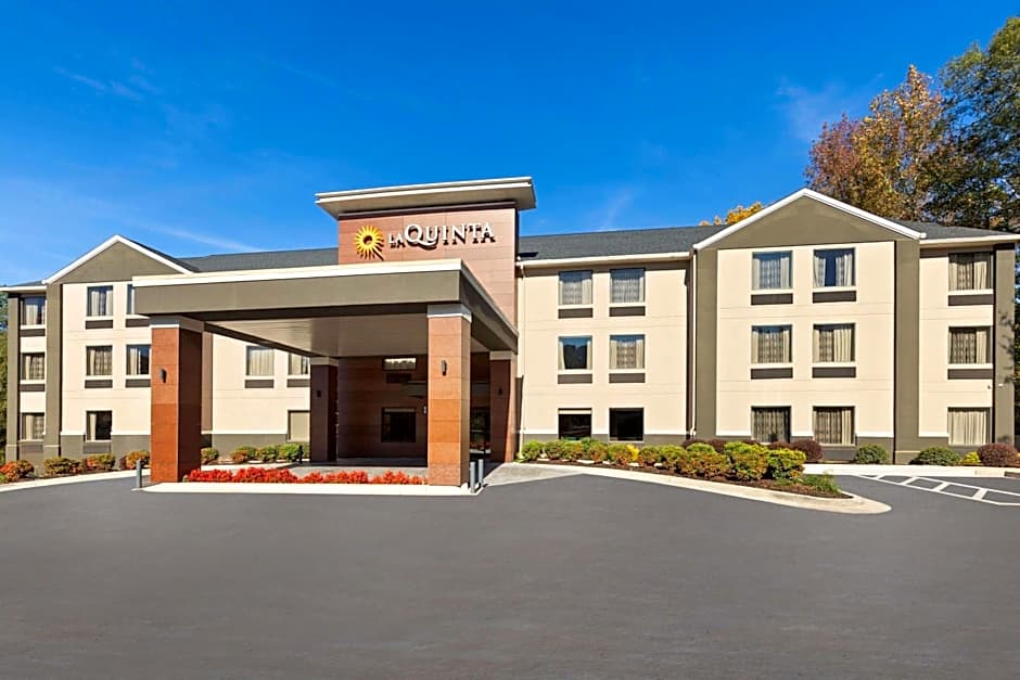 La Quinta Inn & Suites by Wyndham Snellville - Stone Mountain