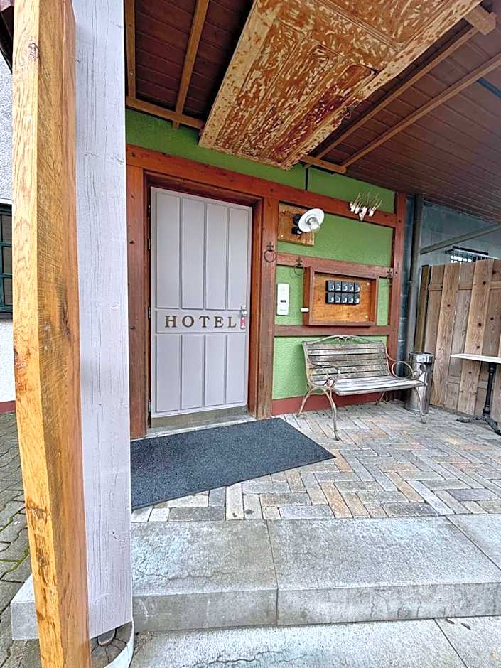 Hotel Kraus - Zentral in Bielefeld-Heepen, Gratis Parken, 24h Self Check-in