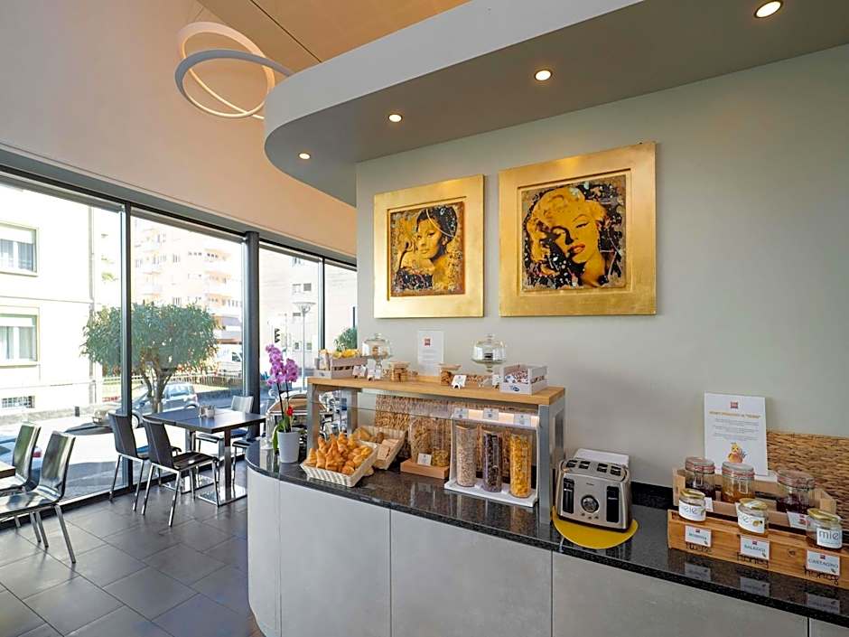 ibis Locarno