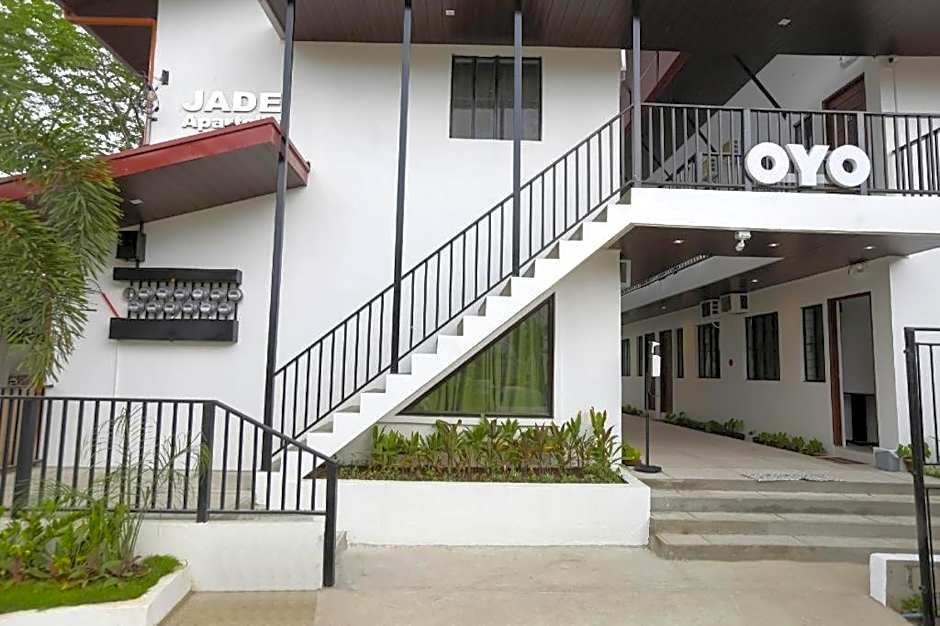 OYO 736 Jade Apartelle