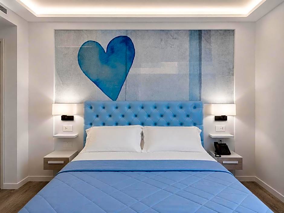 Petit Hotel