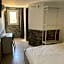 Aix Hotel