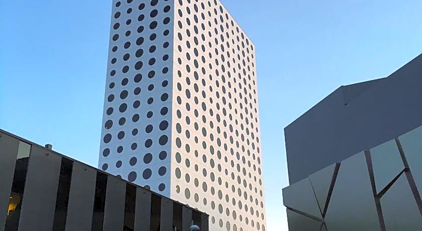 Quality Hotel Strawberry Arena