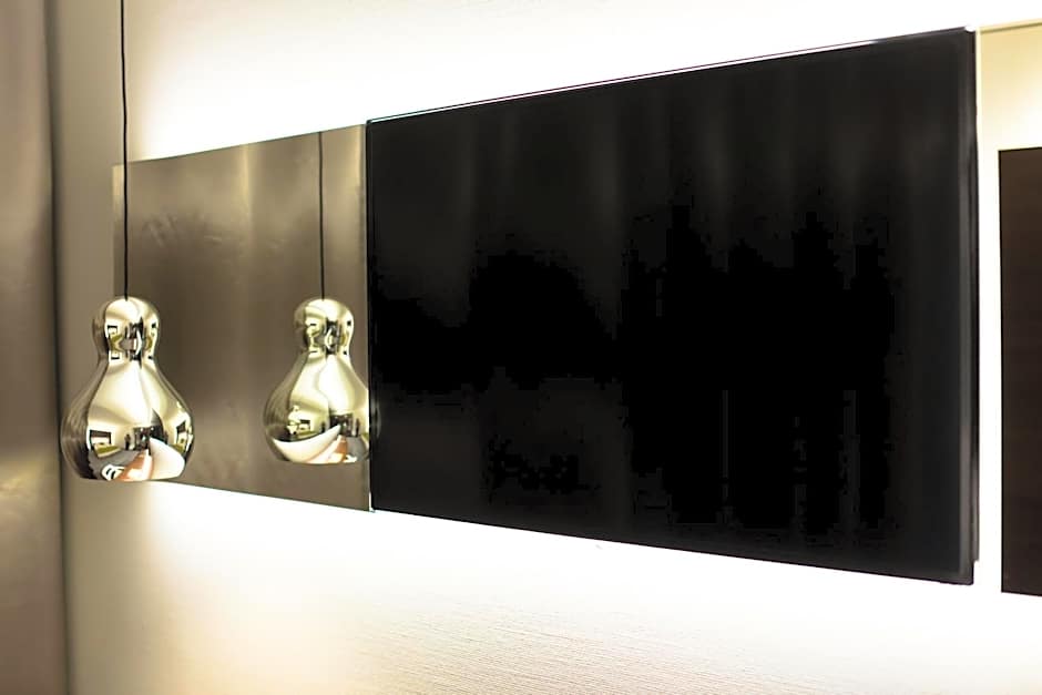 Airport Hotel Basel - Convenient & Friendly