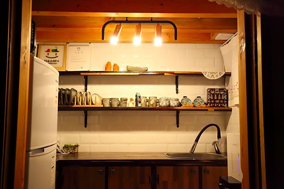 Samlockhon Hanok Guesthouse