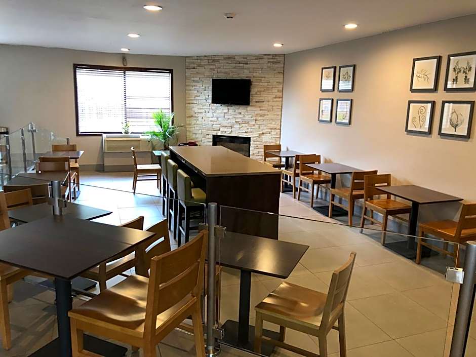 Country Inn & Suites by Radisson, Greenville, NC