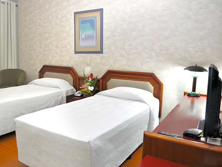 Caravelle Palace Hotel