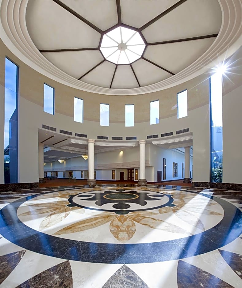 Dorsett Grand Subang Hotel