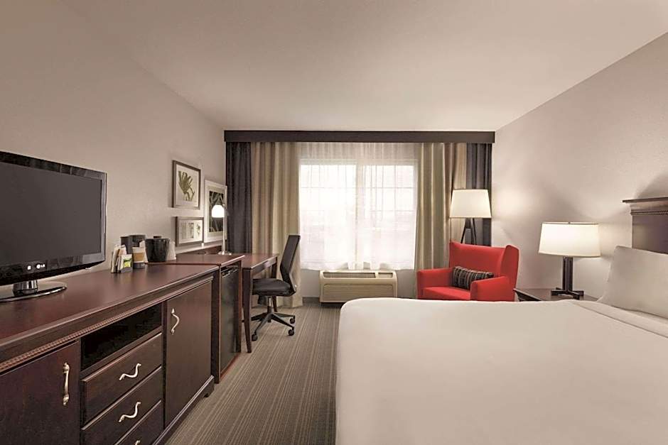 Country Inn & Suites by Radisson, Madison, AL