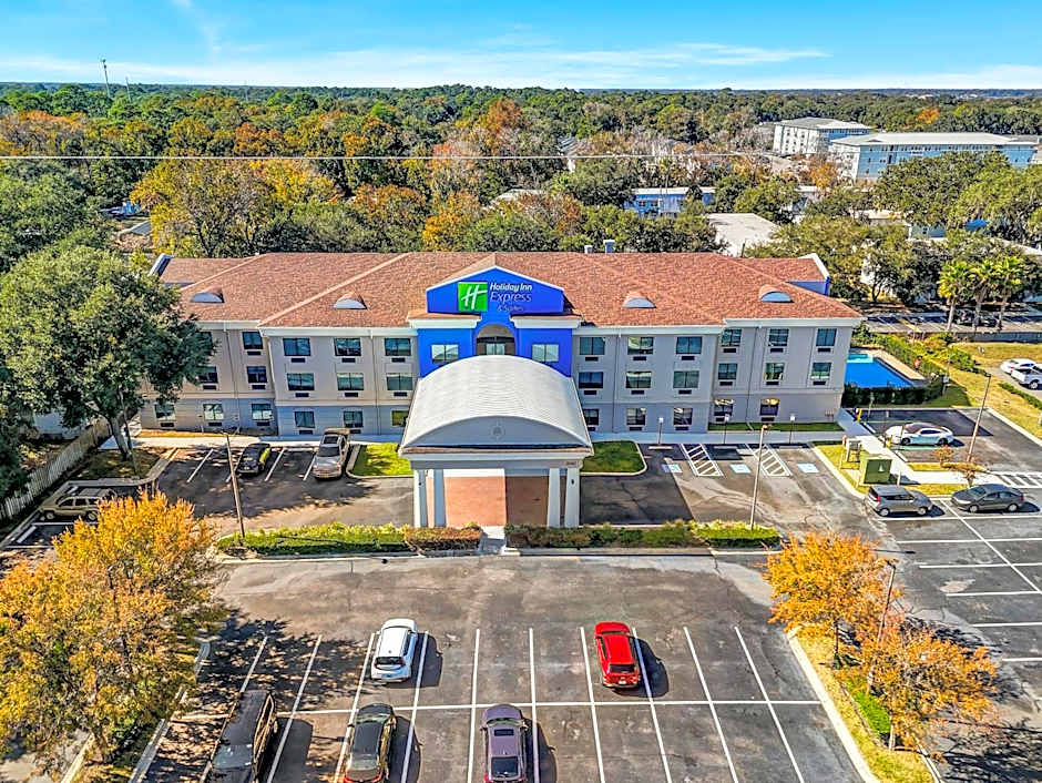 Holiday Inn Express & Suites Jacksonville - Atlantic Beach by IHG