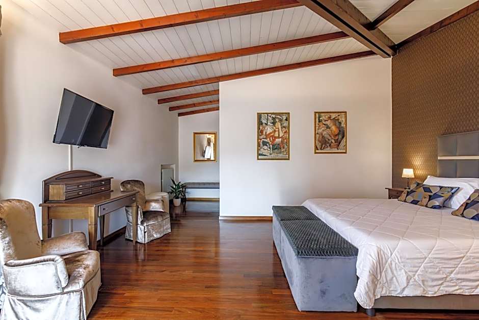 Agriturismo Villa Godenano - Pool&Restaurant