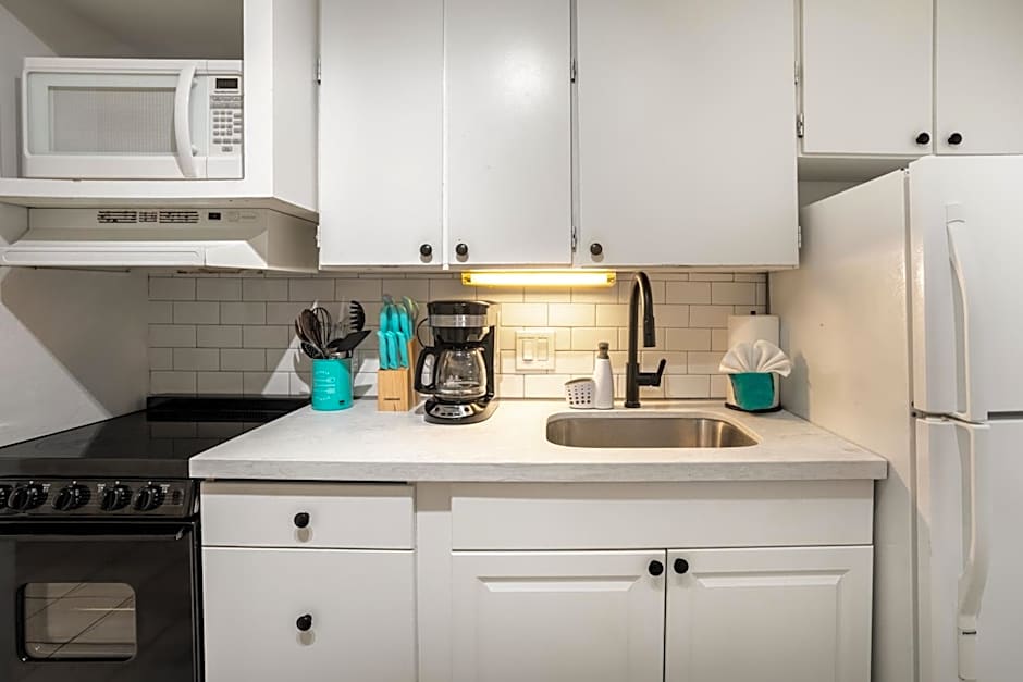 Cozy Maui Studio Retreat Just Steps to the Sand!