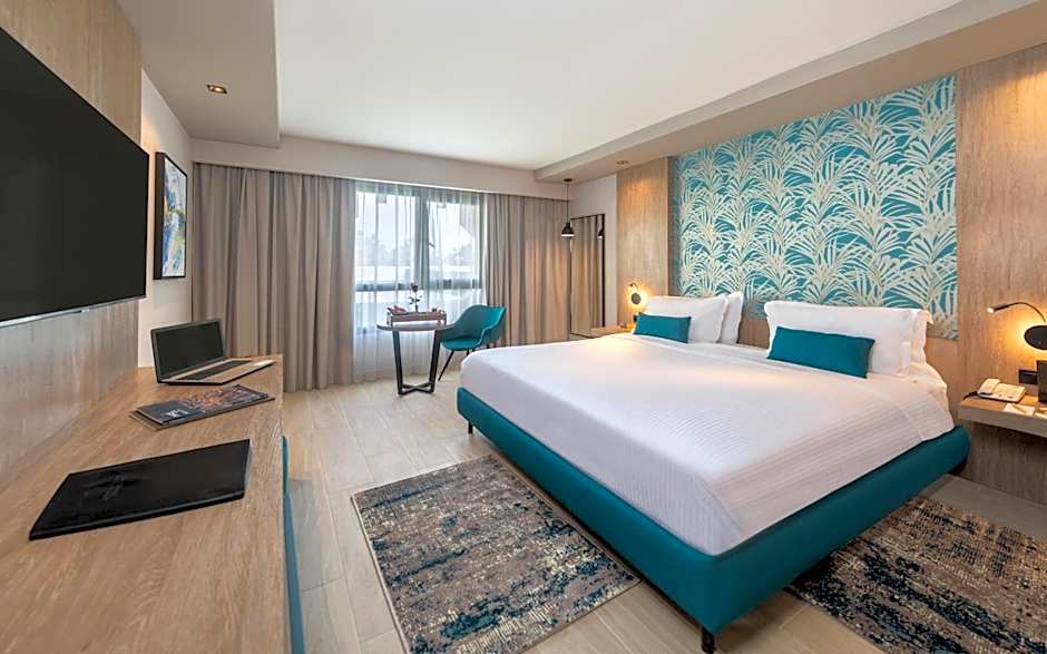 Golden Tulip El Mechtel Hotel