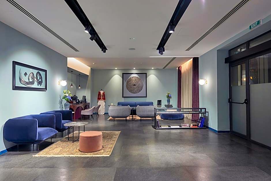 M Suite Hotel