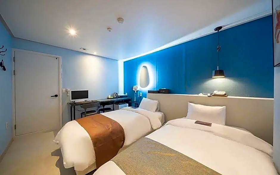 Uiwang Hotel Nine