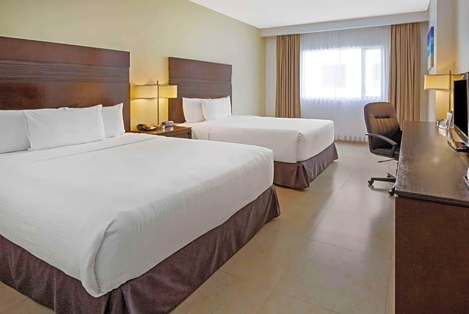 Wyndham Garden Cancun Downtown