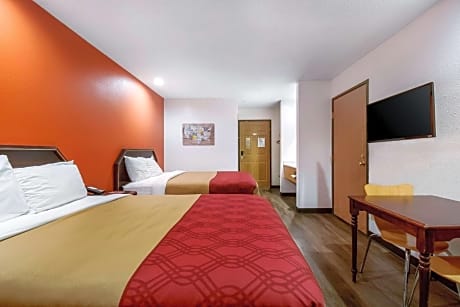 Queen Room with Two Queen Beds - Non-Smoking