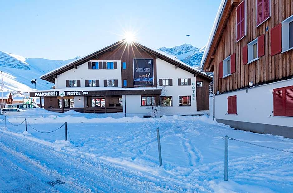 Hotel Falknerei Galina