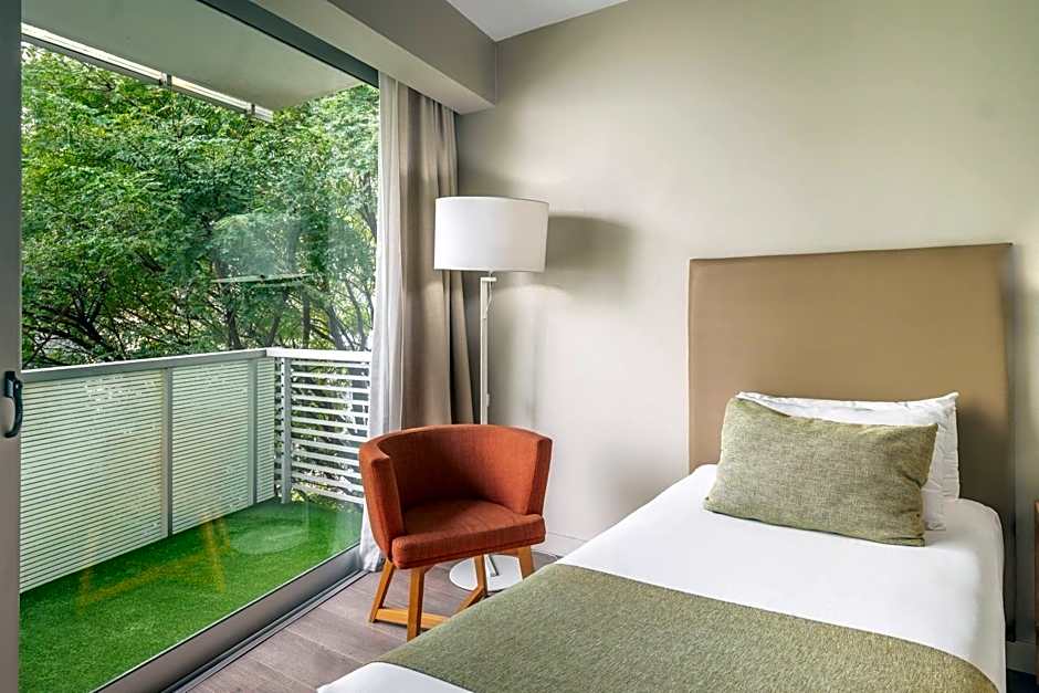 Dazzler by Wyndham Polo