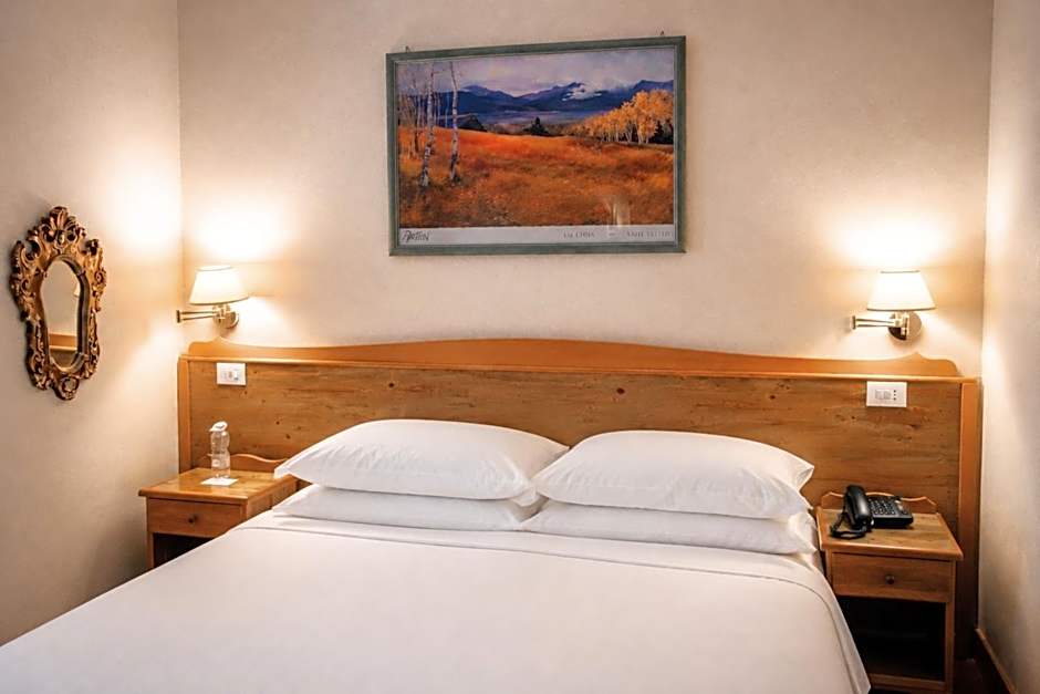 Phi Hotel Ambra