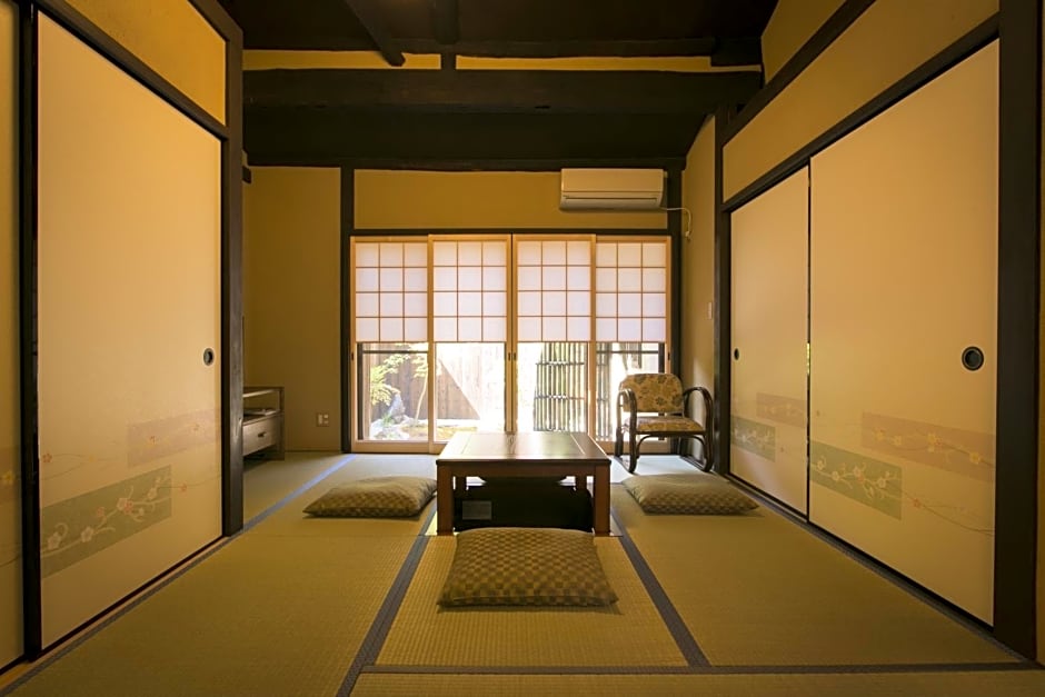 Heiankyu-dairi no yado