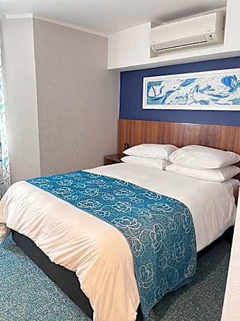 Room 1
