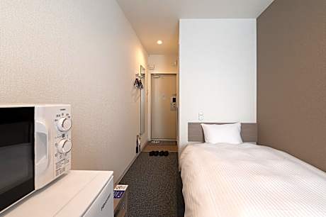 Twin Room - Non-Smoking