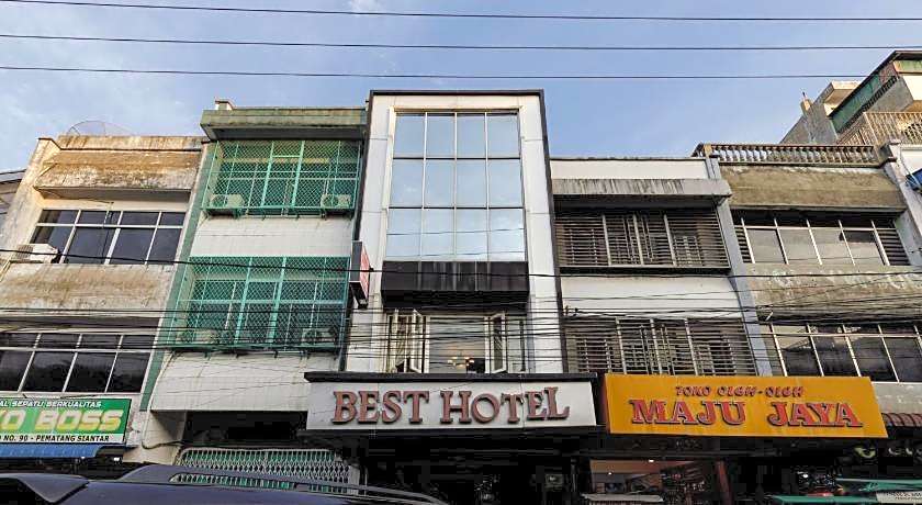 RedDoorz @ Best Hotel Jalan Dr. Sutomo Siantar