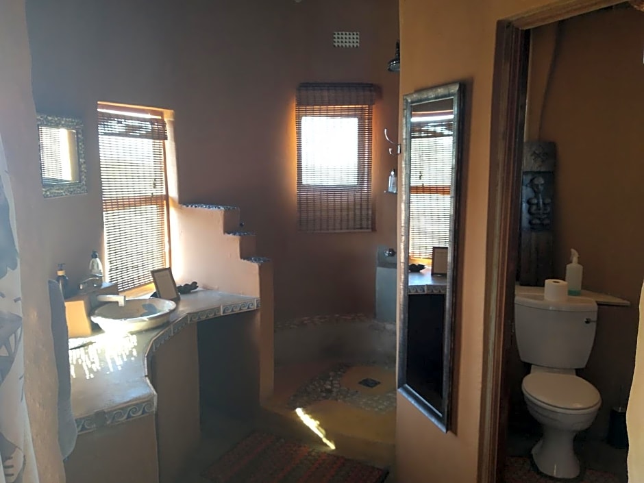 KweKwe Private Game Lodge
