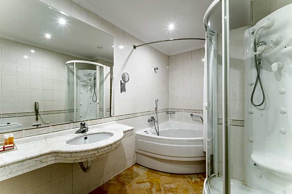 Ramada by Wyndham Plovdiv Trimontium