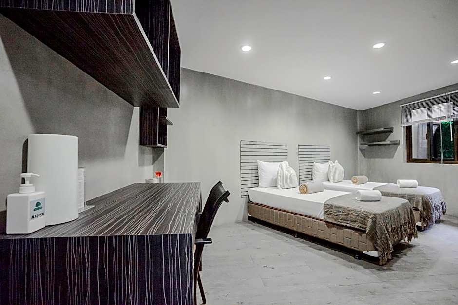 Oak and Stone Bed and Breakfast