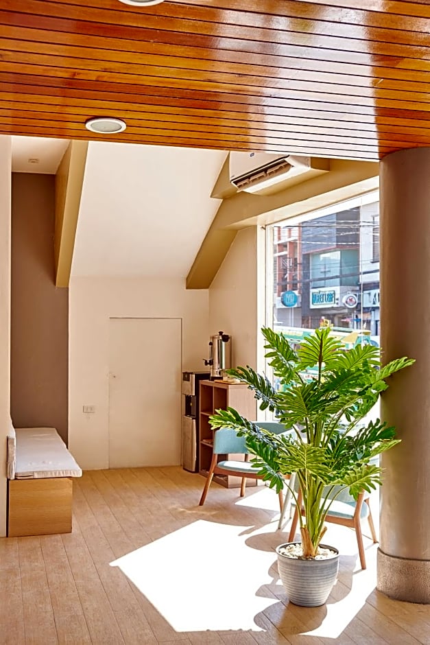 Bridge Hotel Express