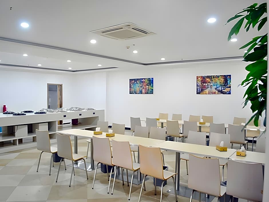 GreenTree Inn Chizhou High-Speed Railway Station Hotel