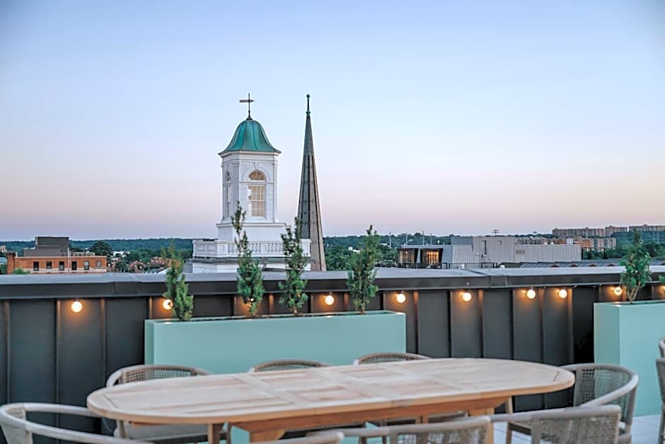 Hotel Heron Old Town Alexandria
