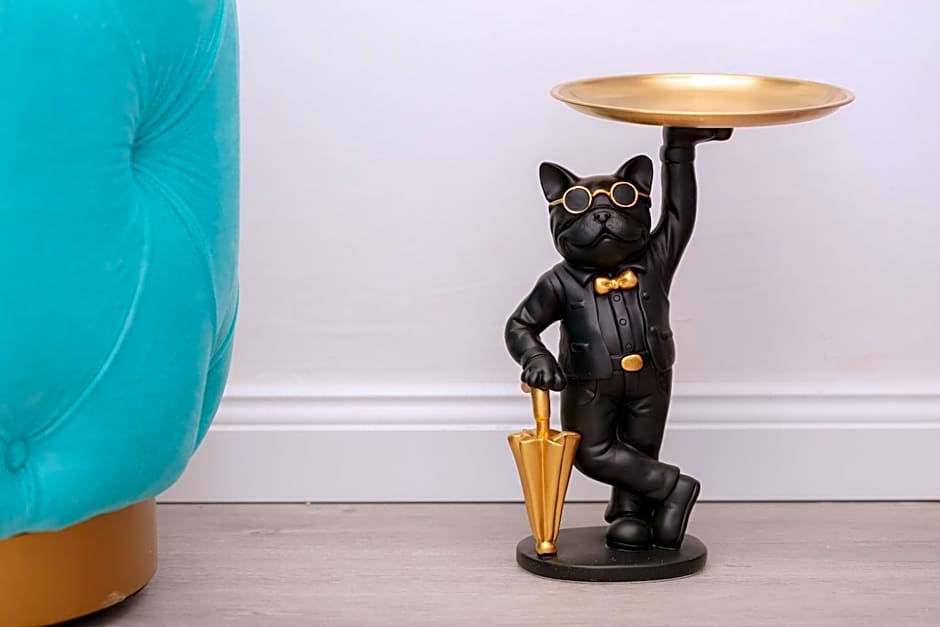 Boutique Residence Sundays