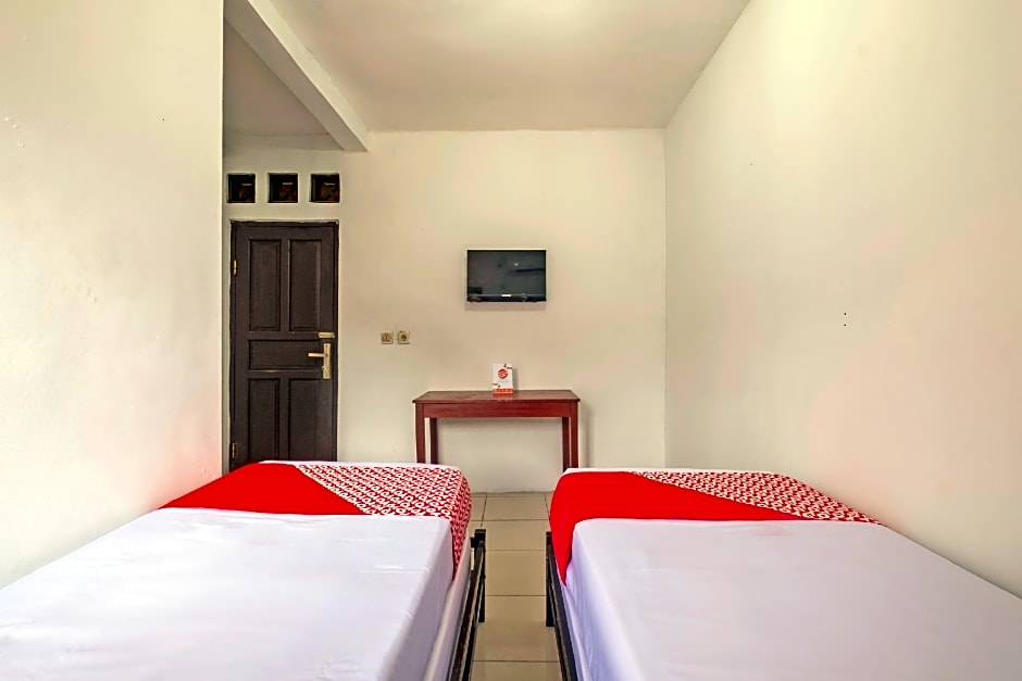 OYO 2562 Pondok Tajlibu Syifa Syariah