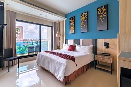 Deluxe Double Room with Balcony