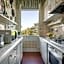 Casa Emy in Lucca With 3 Bedrooms and 2 Bathrooms