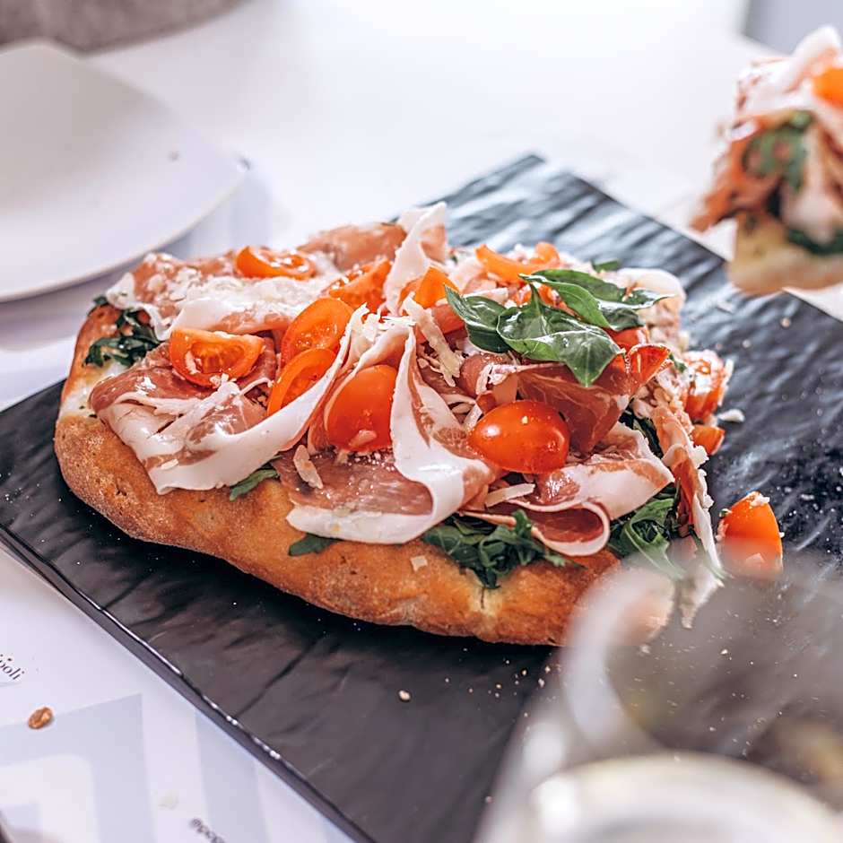 POPULA - The Lifestyle Hotel