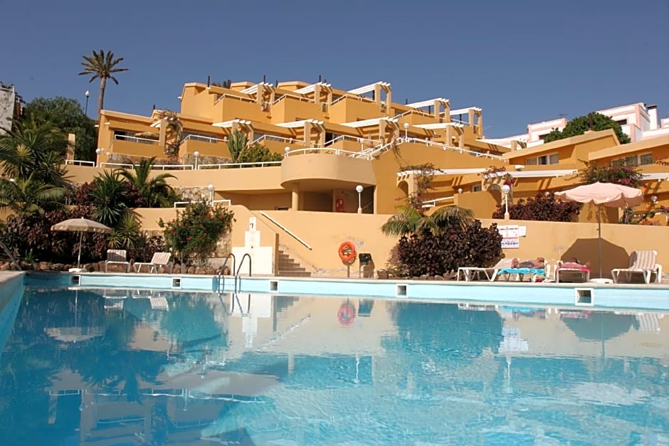 Apartamentos Punta Marina by LIVVO