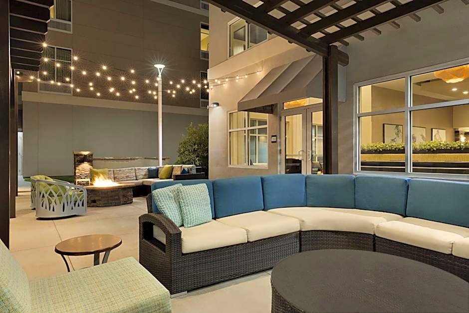 Homewood Suites By Hilton Mobile I-65/Airport Blvd