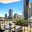 Medusa's Luxe Retreat - Prime Surfers Paradise Spot