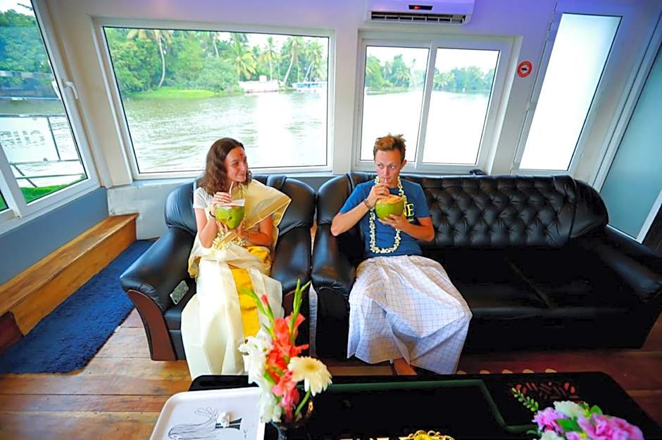 Indiavacationz Houseboats